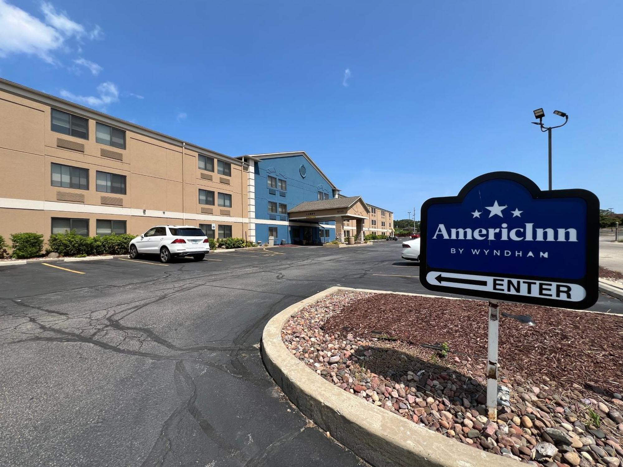 密尔沃基格伦代尔汉普顿大道拉金塔酒店 Whitefish Bay 外观 照片